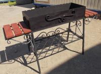 Кованый мангал со столом