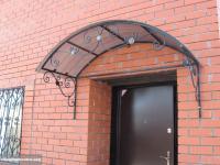 Красивые кованые козырьки и навесы