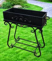 Металлический кованый мангал